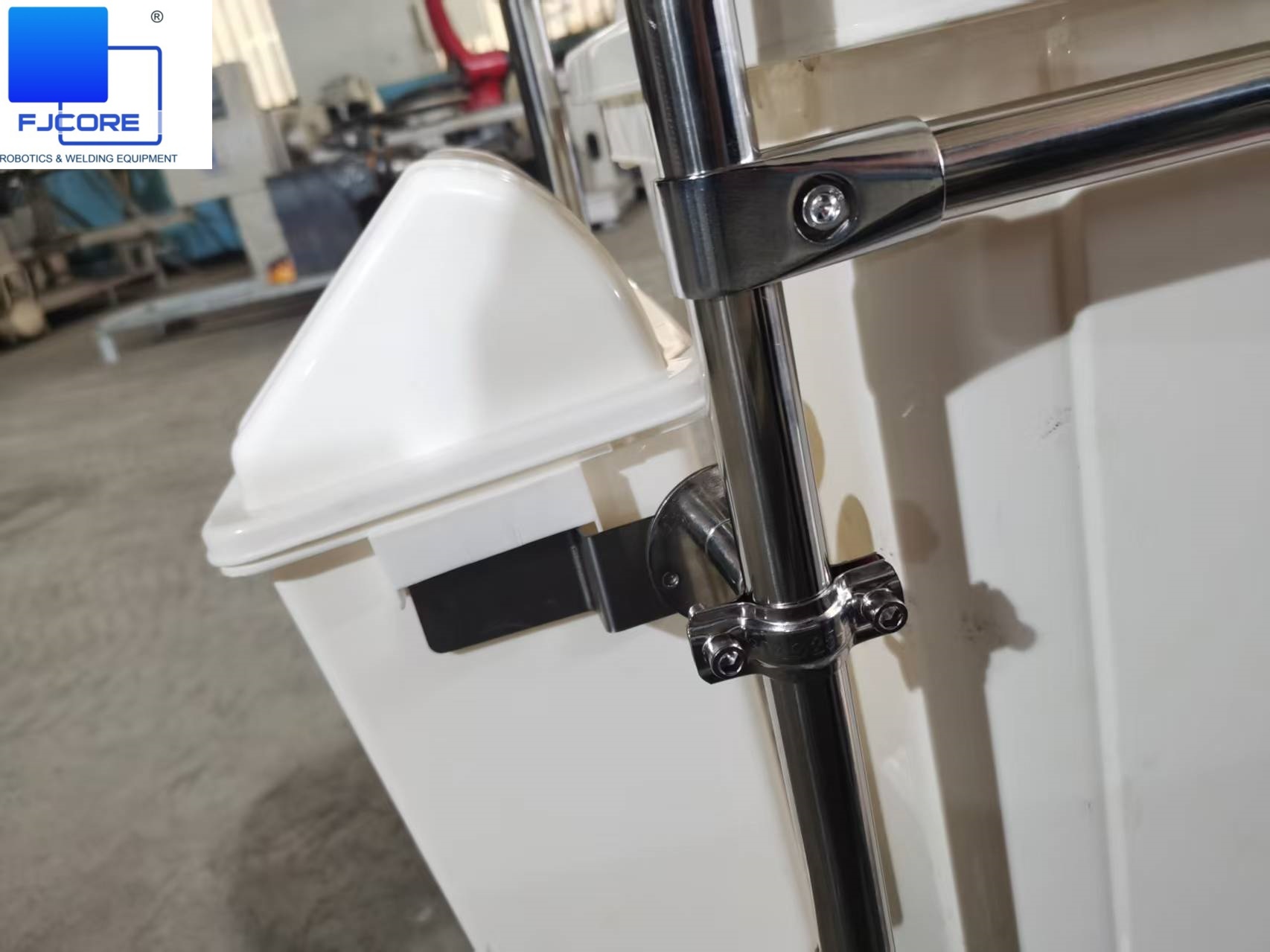 Stainless steel hand cart Garbage truck / Waste truck Garbage bin / Trash can