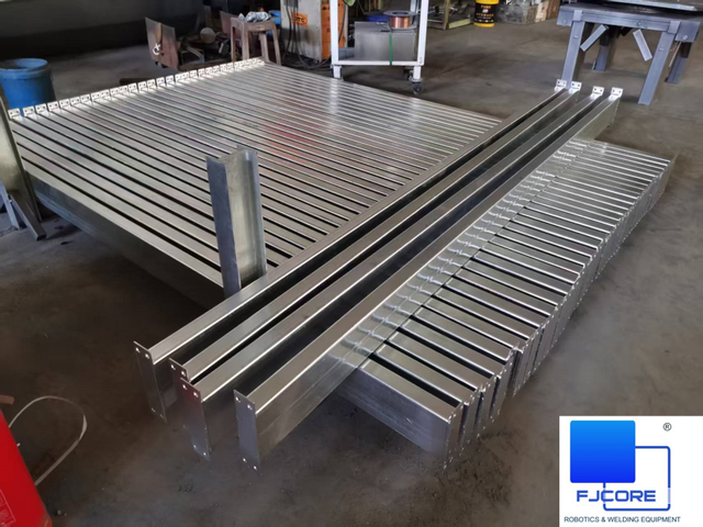 Hot-dip galvanized welded 